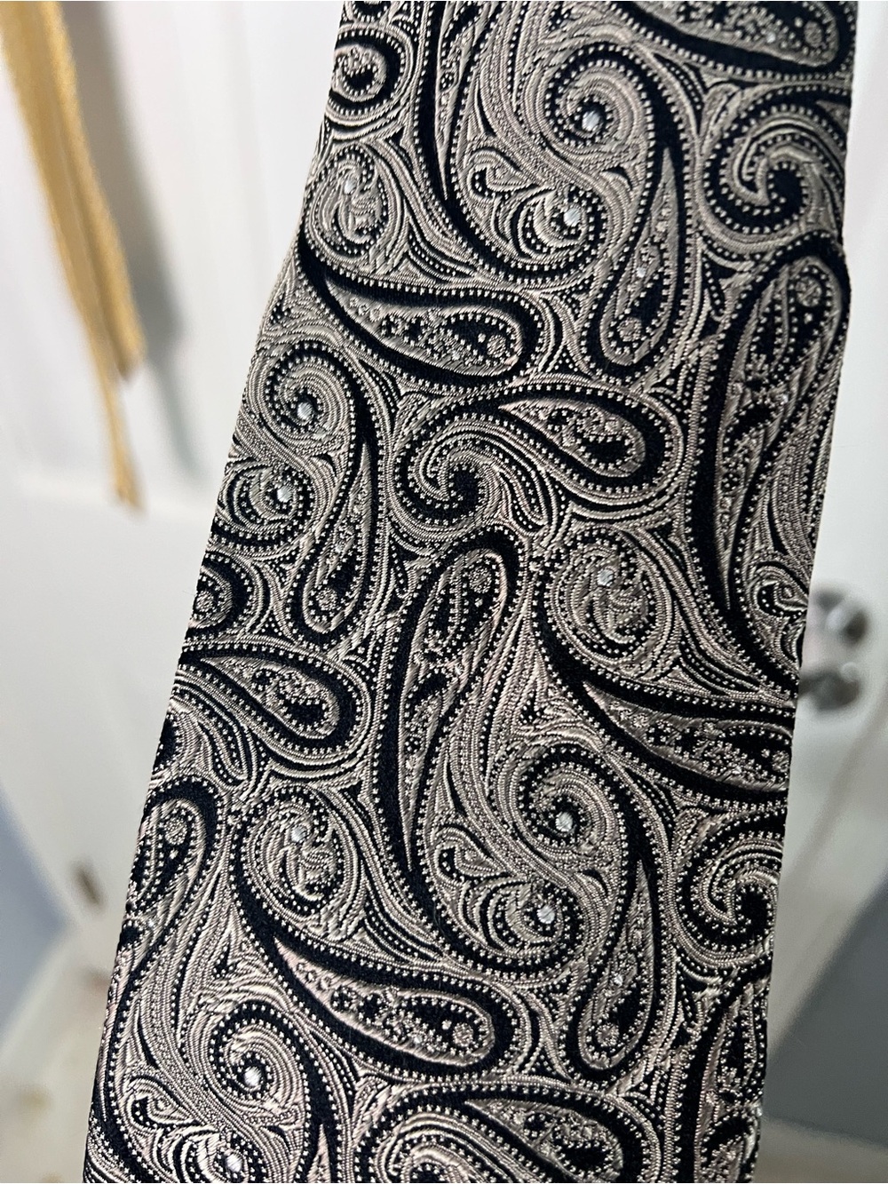 Chaps Silver and Black Paisley Silk Tie - Picture 2 of 4
